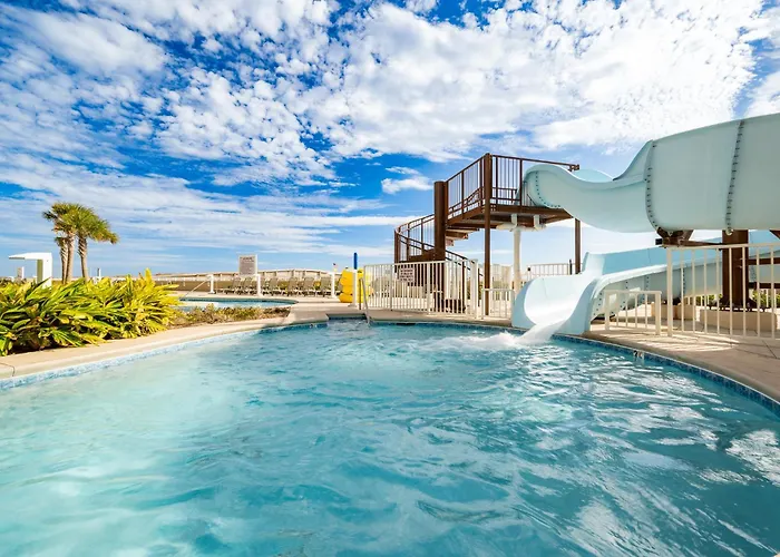 Phoenix Gulf Towers 408 Apartment *